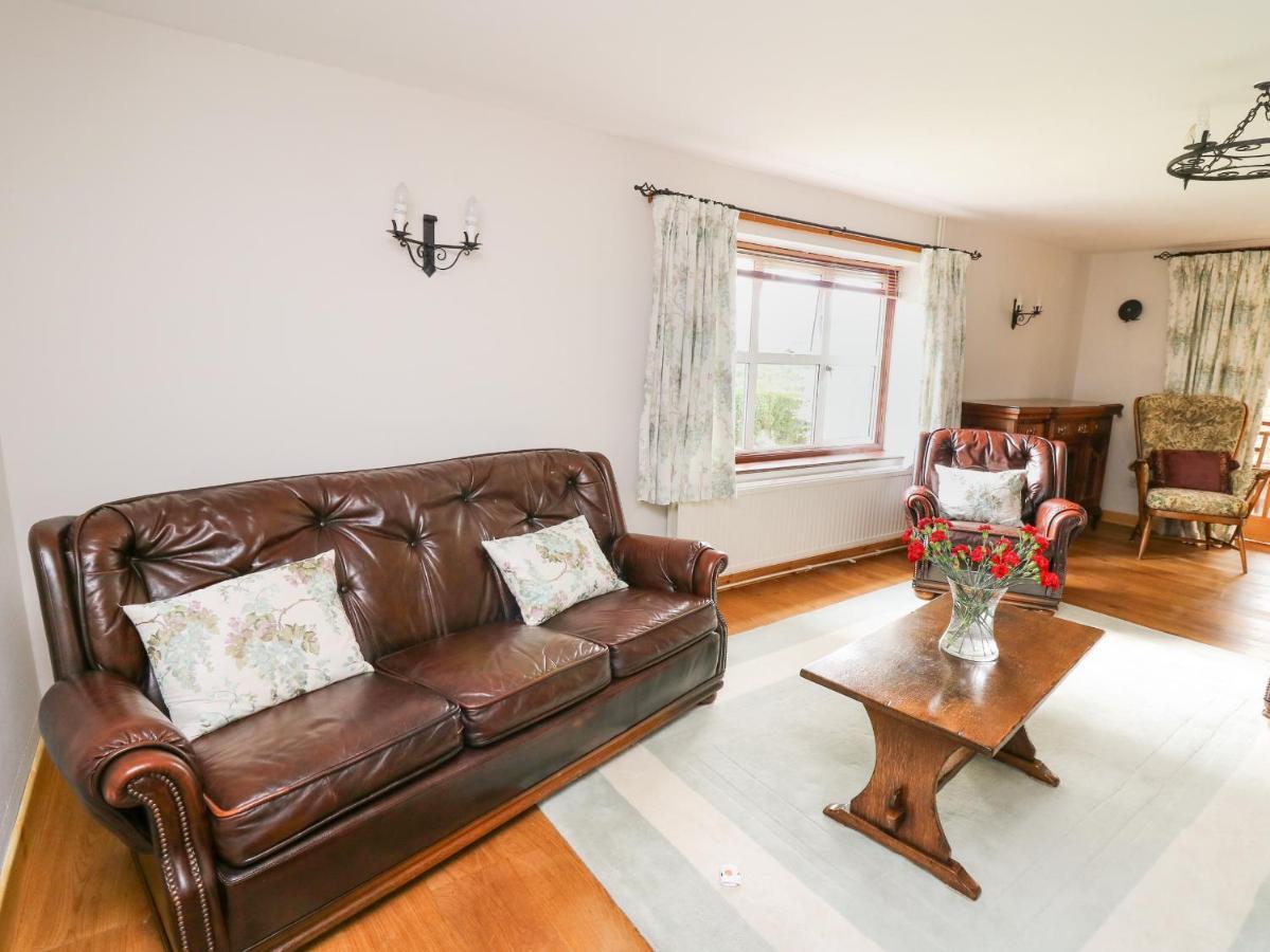 Holly Farm Cottage Newbridge on Wye Bagian luar foto