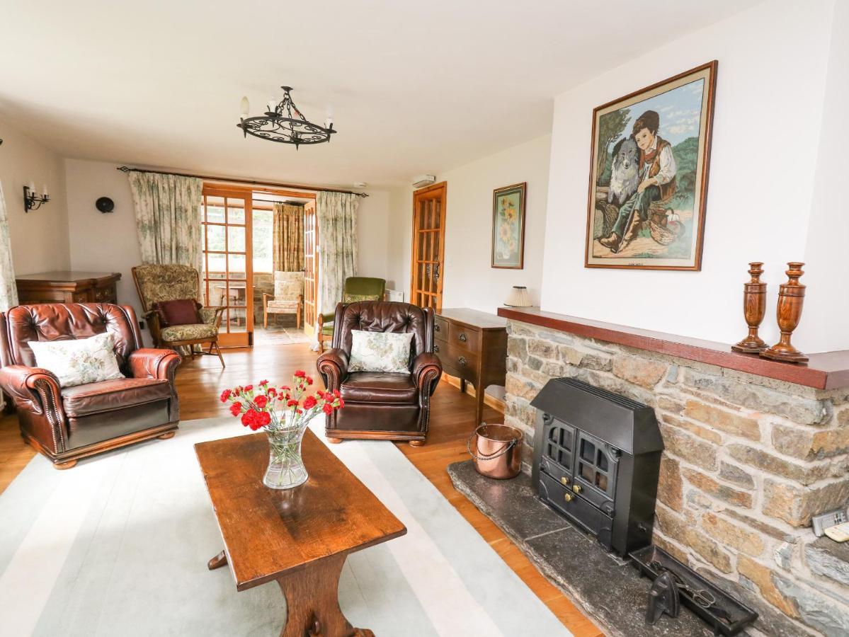 Holly Farm Cottage Newbridge on Wye Bagian luar foto