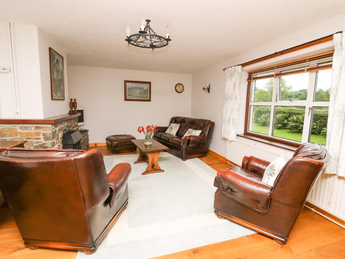 Holly Farm Cottage Newbridge on Wye Bagian luar foto