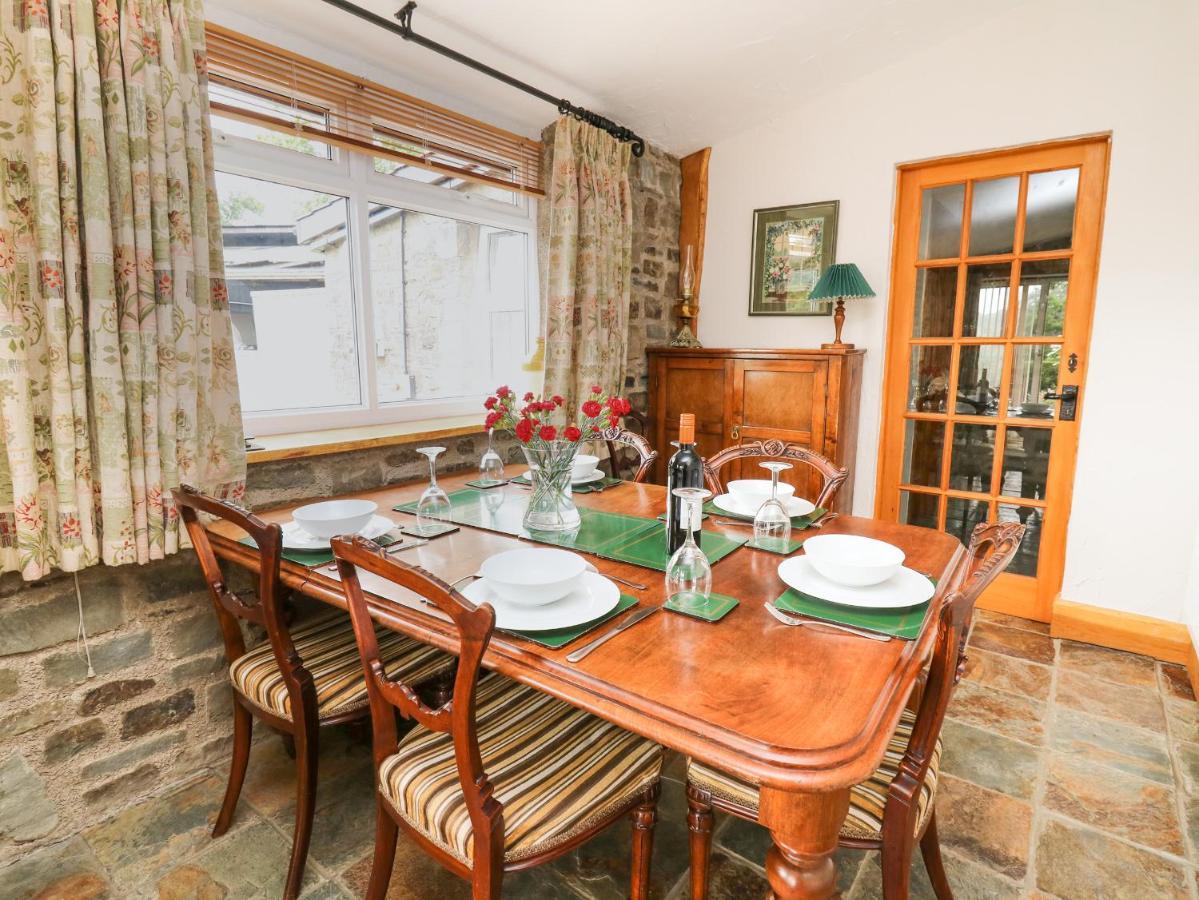 Holly Farm Cottage Newbridge on Wye Bagian luar foto