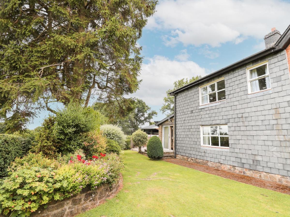 Holly Farm Cottage Newbridge on Wye Bagian luar foto