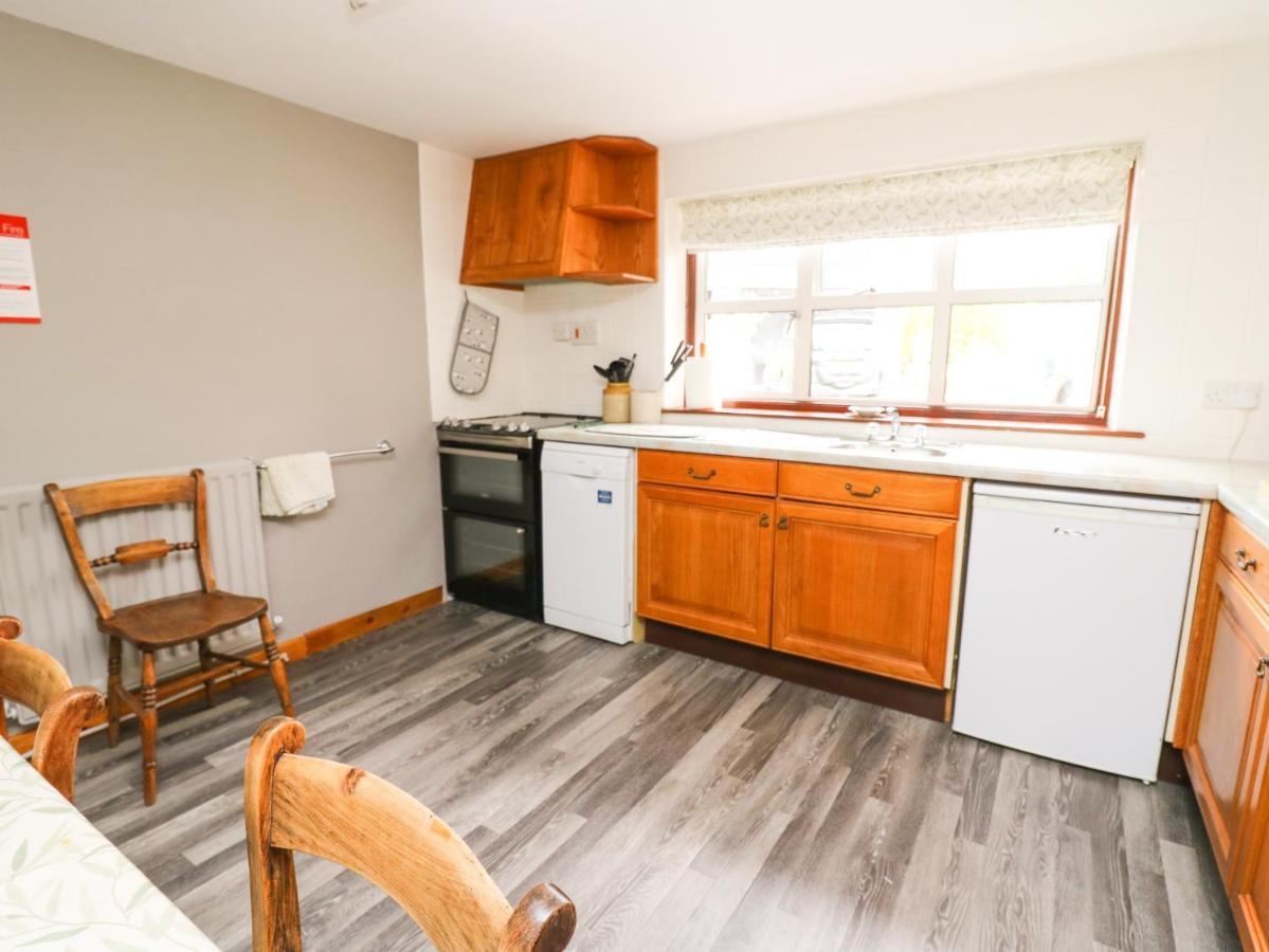 Holly Farm Cottage Newbridge on Wye Bagian luar foto