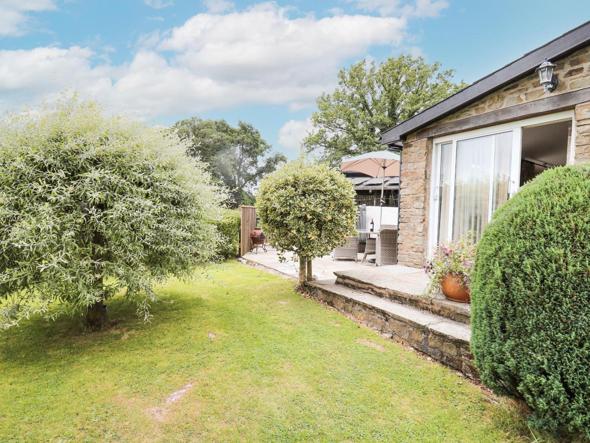 Holly Farm Cottage Newbridge on Wye Bagian luar foto